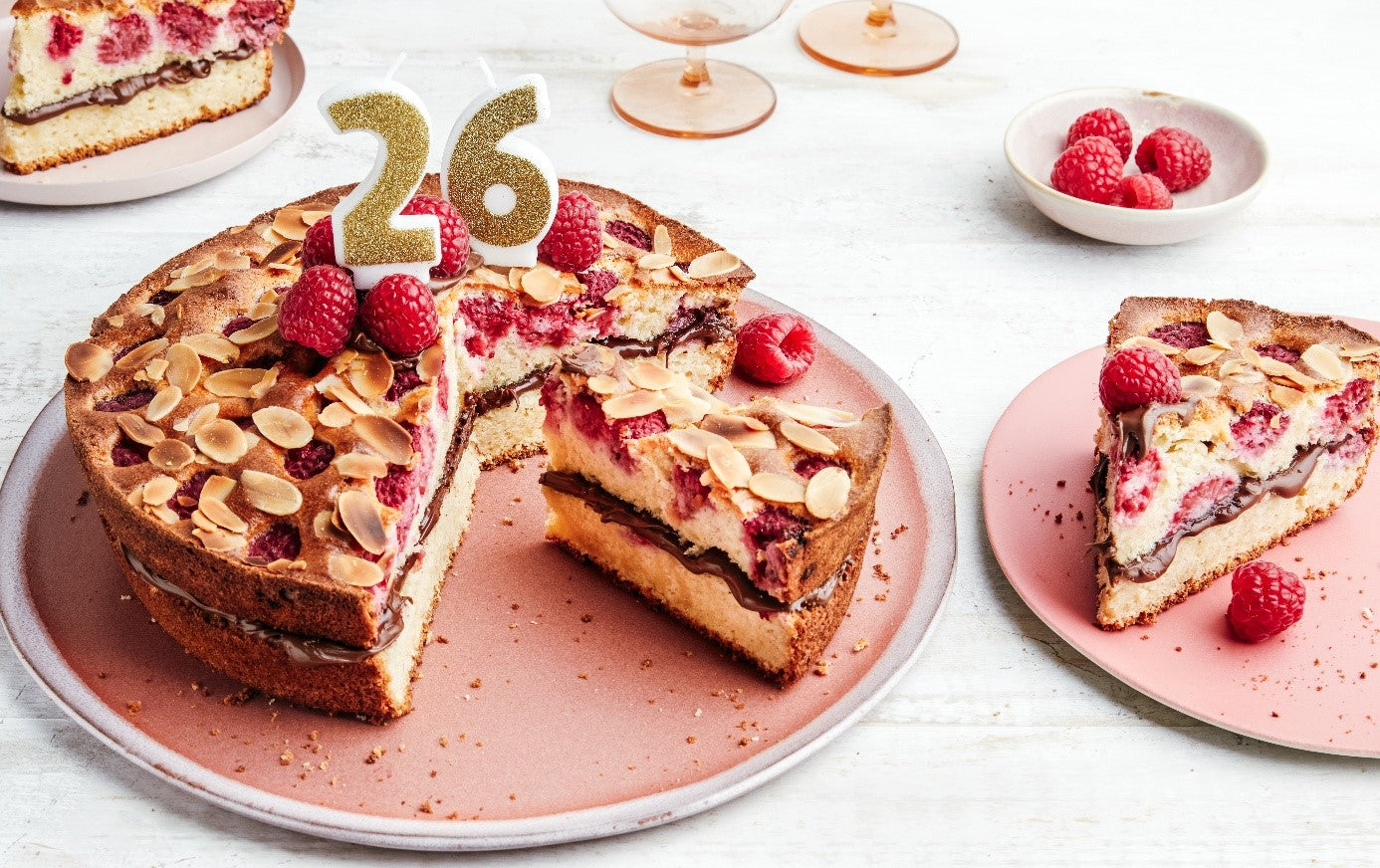 Gâteau amandes, Nutella® et framboises