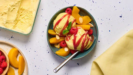 Glace vanille version Pêche Melba