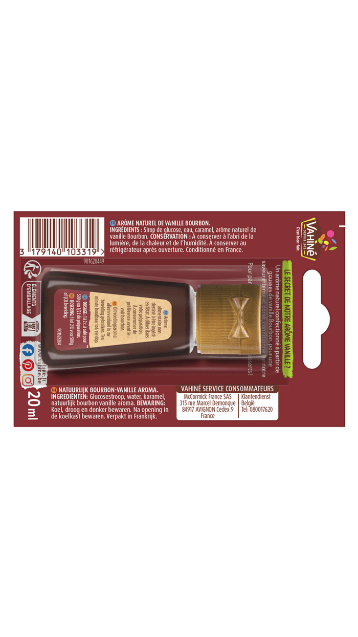 Un paquet de biscuits Meiji Rich Matcha est prACsentAC.