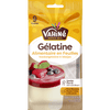 Un paquet de Vahiné Gélatine Alimentaire en Feuilles est présenté, avec un dessert aux fruits rouges.
