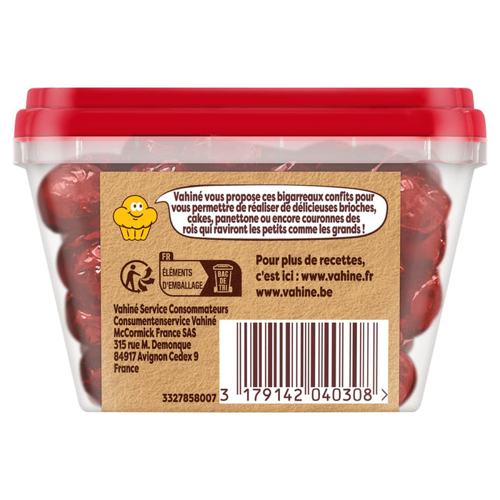 Un contenant en plastique transparent de bigarreaux confits Vahine, montrant l'étiquette arrière avec les informations sur le produit et un code-barres.