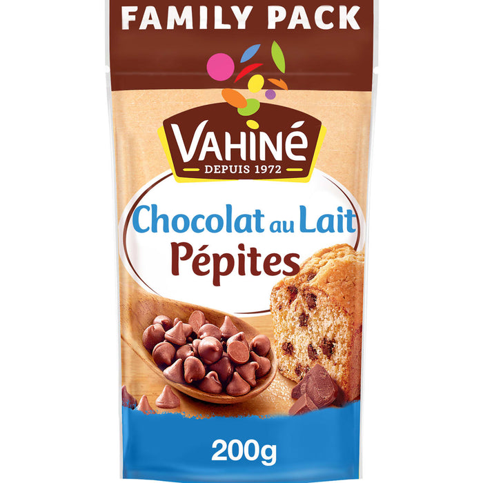 Un paquet de pépites de chocolat au lait de la marque Vahiné, format familial, idéal pour la pâtisserie.