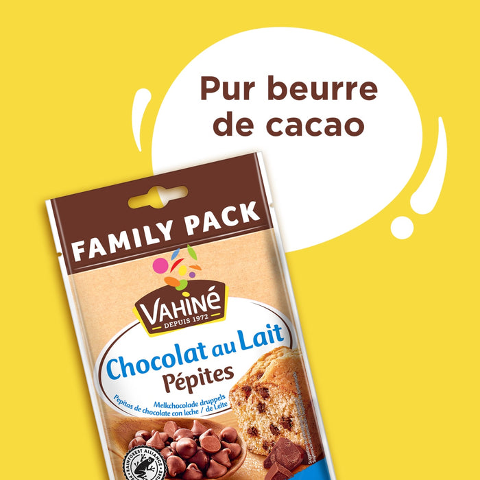 Un paquet familial de pépites de chocolat au lait Valrhona avec une bulle de dialogue mettant en évidence le pur beurre de cacao.