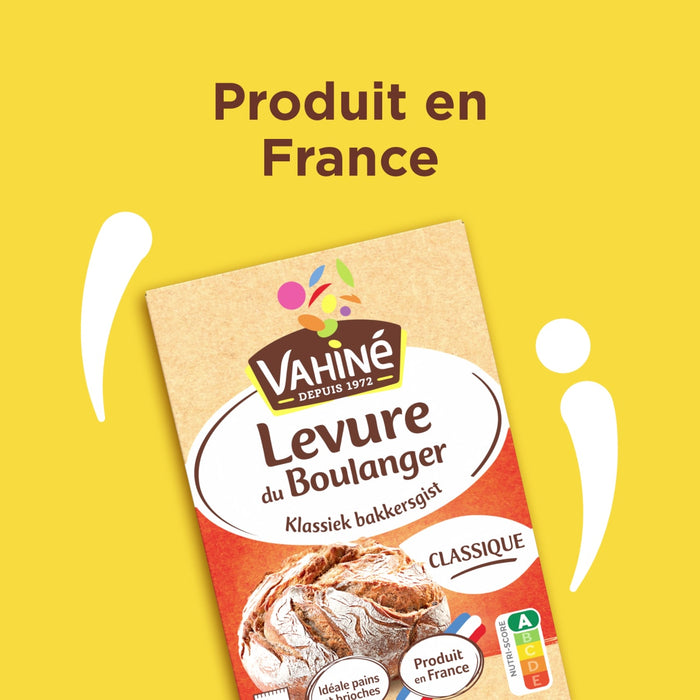 Un paquet de levure de boulanger VahinAC, un produit fabriquAC en France.