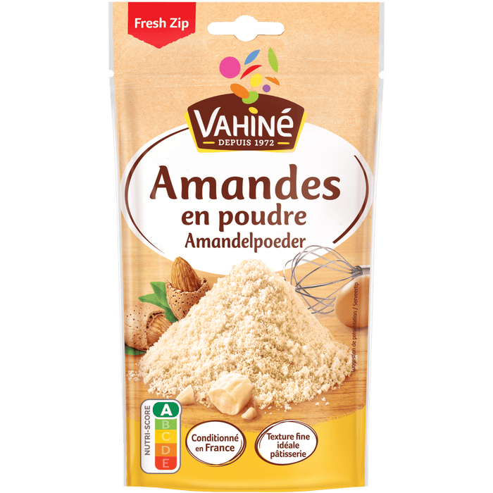 Un paquet de poudre d'amandes de la marque Vahiné est présenté.