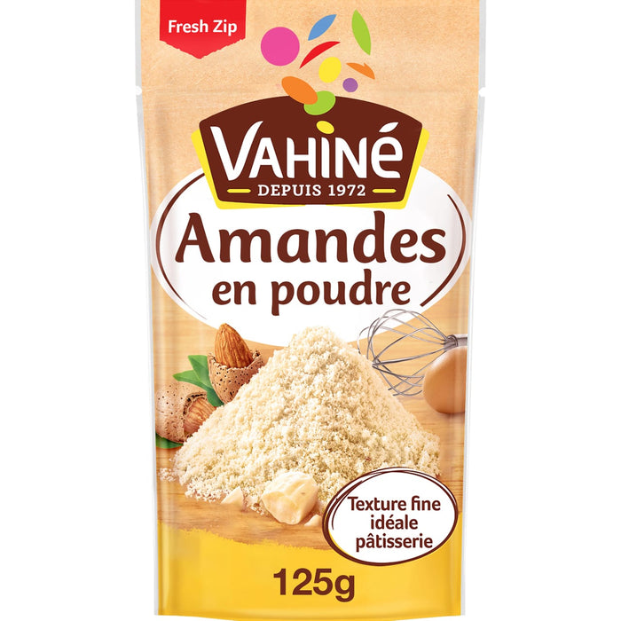 Un paquet de poudre d'amandes de la marque Vahiné est présenté.
