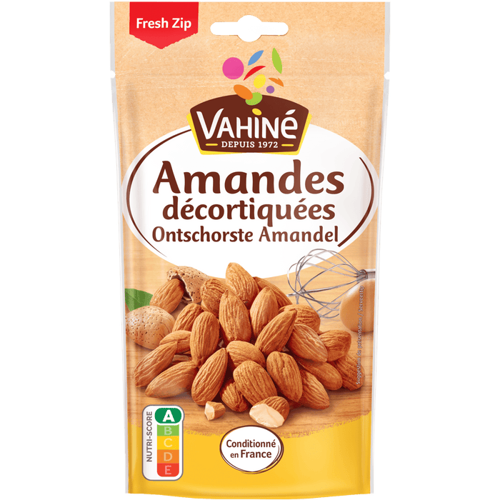 Un paquet d'amandes décortiquées de la marque Vahiné.