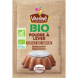 Paquet de levure chimique Vahiné BIO avec une image d'un gâteau.