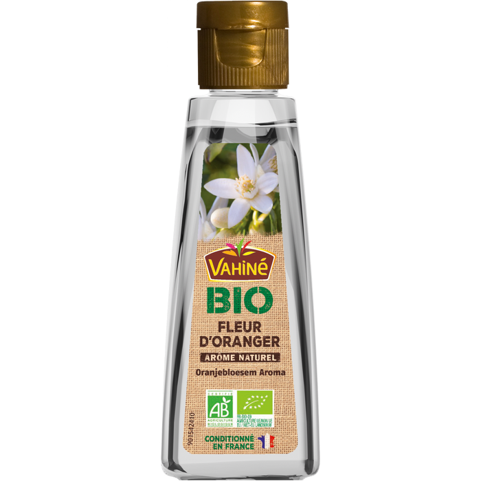 Une bouteille d'eau de fleur d'oranger biologique Cook's est prACsentACe.