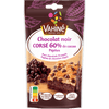 Un paquet de pépites de chocolat noir Vahiné, une marque McCormick, est présenté à côté d'un brownie fait avec les pépites.