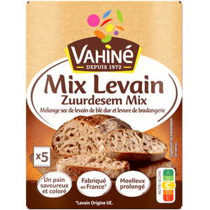 Paquet de mélange de levain Vahiné Mix Levain présentant des tranches de pain au levain.