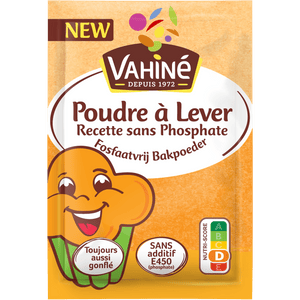 Paquet de levure chimique Vahiné Poudre à Lever avec un personnage de muffin de dessin animé et une note Nutri-Score D.