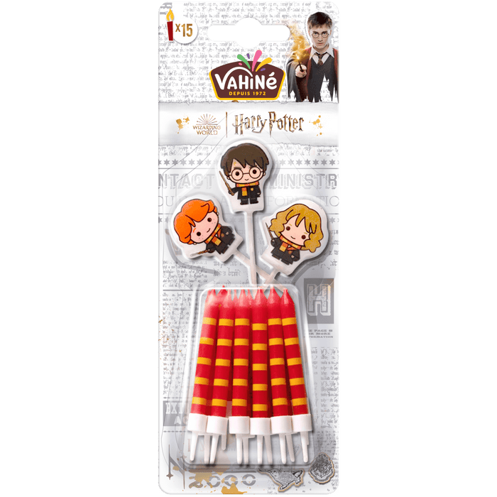 Un paquet de bougies d'anniversaire sur le thème de Harry Potter avec des décorations de personnages de dessins animés de Harry, Ron et Hermione.