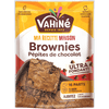 Un paquet de préparation pour brownies aux pépites de chocolat de la marque Vahiné est présenté.