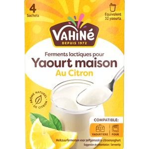 Un paquet de Ferments lactiques pour Yaourt maison Au Citron de Vahiné est présenté, suggérant un dessert de yaourt fait maison.