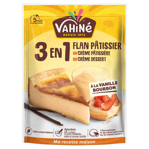 Un sachet de préparation pour cookies Vahine aux 3 pépites de chocolat est présenté devant une pile du produit fini, avec un texte indiquant un temps de préparation de 5 minutes.