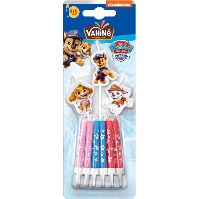 Un paquet de bougies d'anniversaire et de décorations de personnages sur le thème de Paw Patrol.