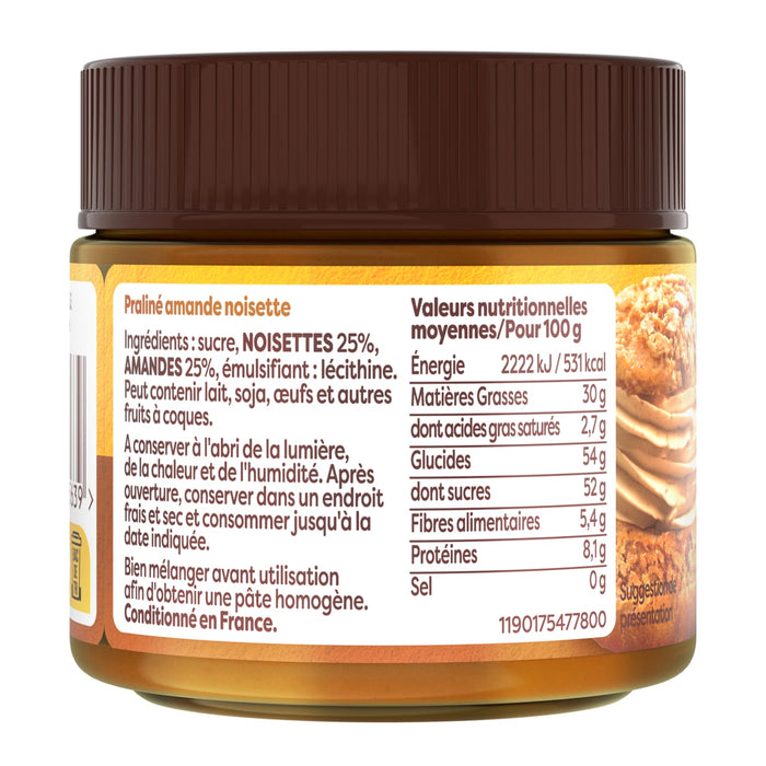 L'image montre les informations nutritionnelles et la liste des ingrACdients d'un pot de beurre de cacahuA?te.