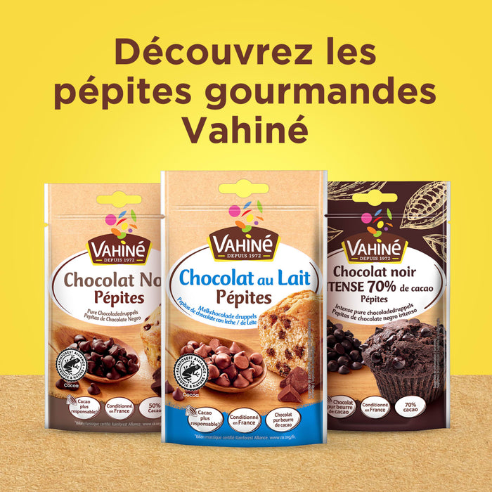 Trois produits chocolatés Vahiné, dont Vahine Sch Pepites Chocolaitx10-Va, des pépites de chocolat noir et des chunks 3 chocolats, sont présentés sur un fond jaune.