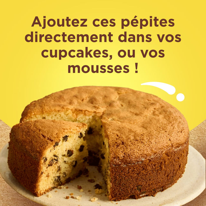 Un gâteau aux pépites de chocolat est présenté avec le texte Ajoutez ces pépites directement dans vos cupcakes ou vos mousses !