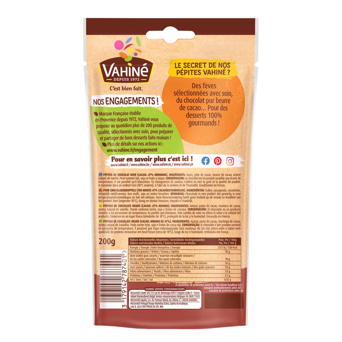 Le dos d'un paquet de collation Vakind présente des informations nutritionnelles et les ingrédients.