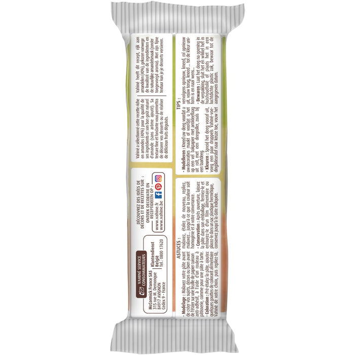 L'image montre le dos d'un emballage de barre granola Nature Valley avec des informations nutritionnelles et les ingrACdients.