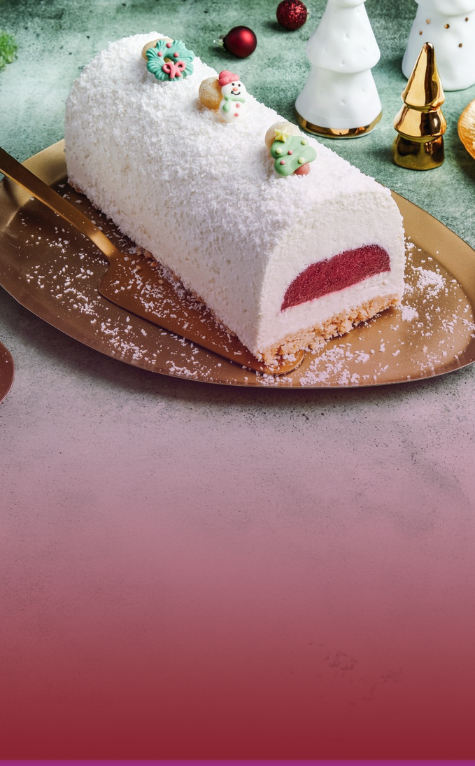 Bûche fruits rouges, macadamia & noix de coco