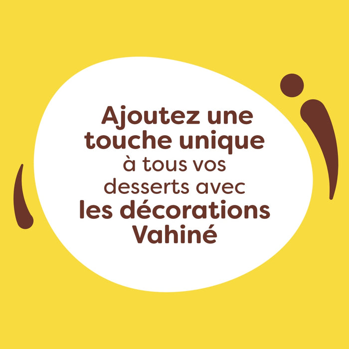 Un graphique de la marque Vahiné encourageant l'utilisation des décorations Vahiné, comme Vahine Bougies Adulte X10-Va, pour ajouter une touche unique à tous les desserts.