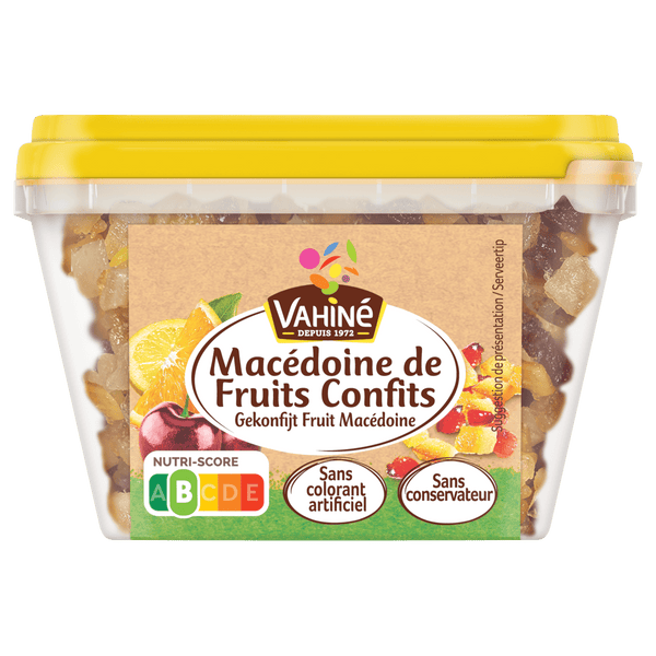 Un contenant de macACdoine de fruits confits Wahid, un mAClange colorAC de fruits glacACs.