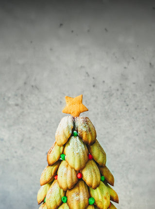 Sapin de madeleines aux amandes et pistaches
