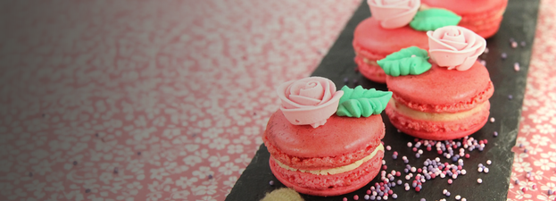 Recette des Macarons à la Rose & au Chocolat Blanc